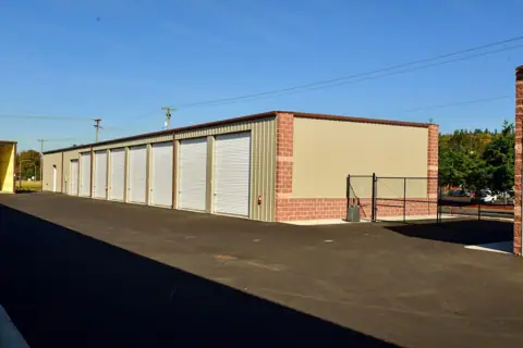 Cowlitz Boat & RV Storage photo 2
