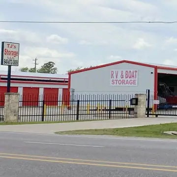TJ's Storage in Bowie, TX