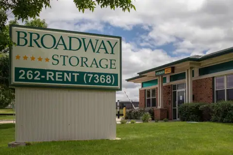 Broadway Storage in Des Moines, IA