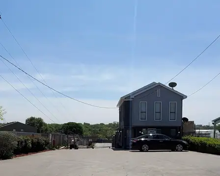 Best Little Warehouse In Texas photo 3