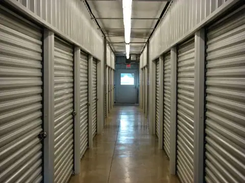 D R's Mini Storage photo 2