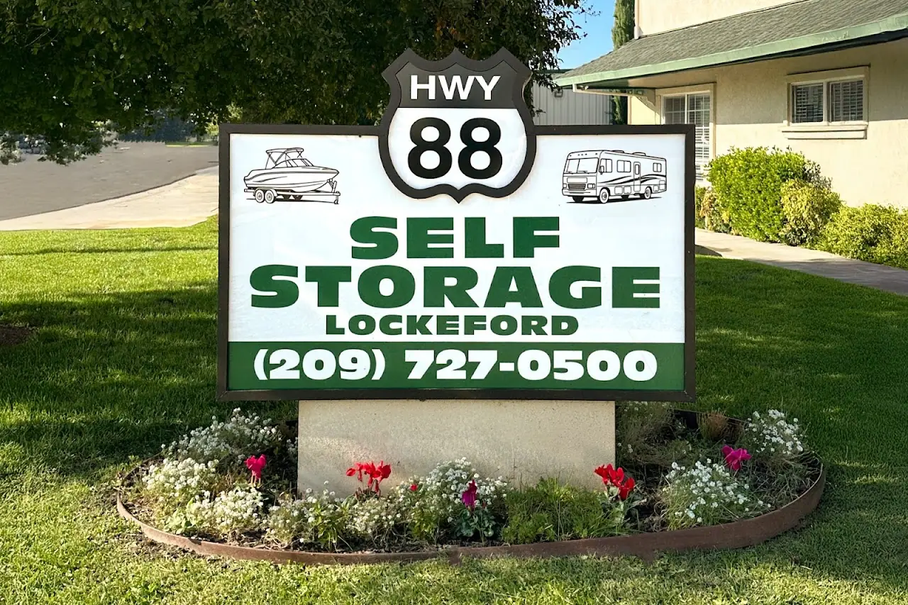 Highway 88 Self Storage, RV storage in Lockeford