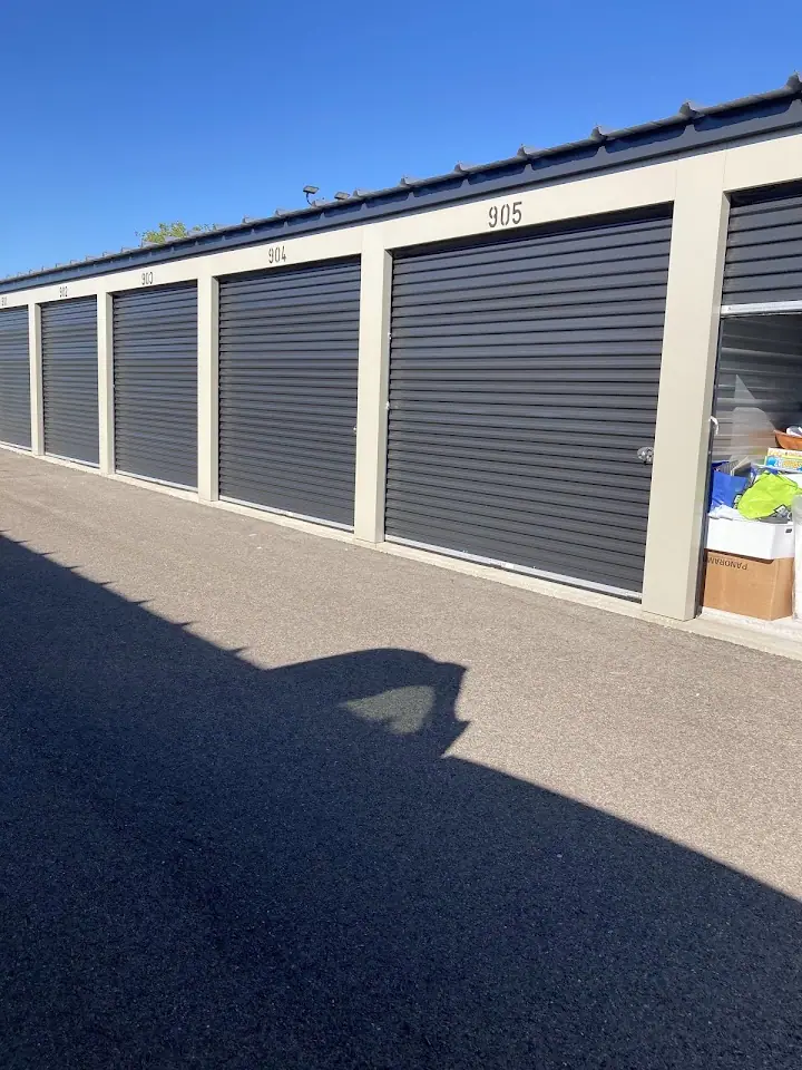 Rock N Lock Storage, RV storage in South Beloit