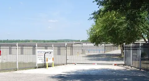 Outlet Self Storage in San Marcos, TX