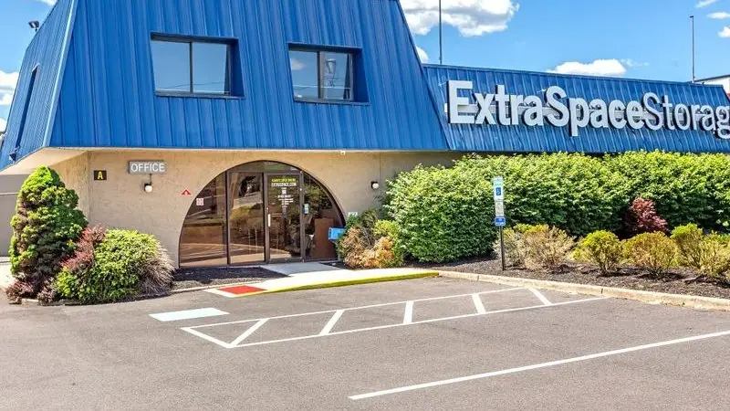 Extra Space Storage, RV storage in Toms River