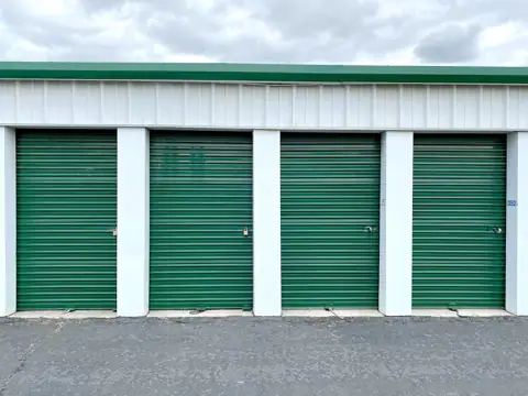 Lockaway Storage in Hemet, CA