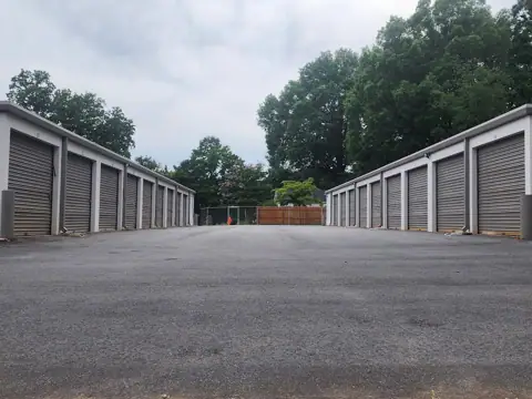 BenJamin Self Storage in Huntersville, NC