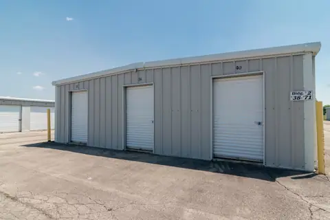 Bigger Garage Self-Storage photo 2