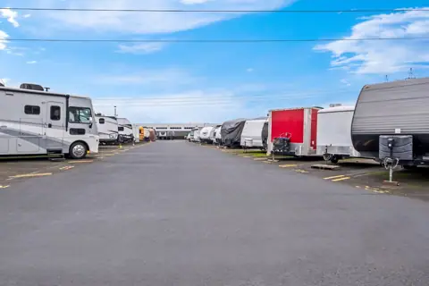 StorQuest Self Storage in Wilsonville, OR