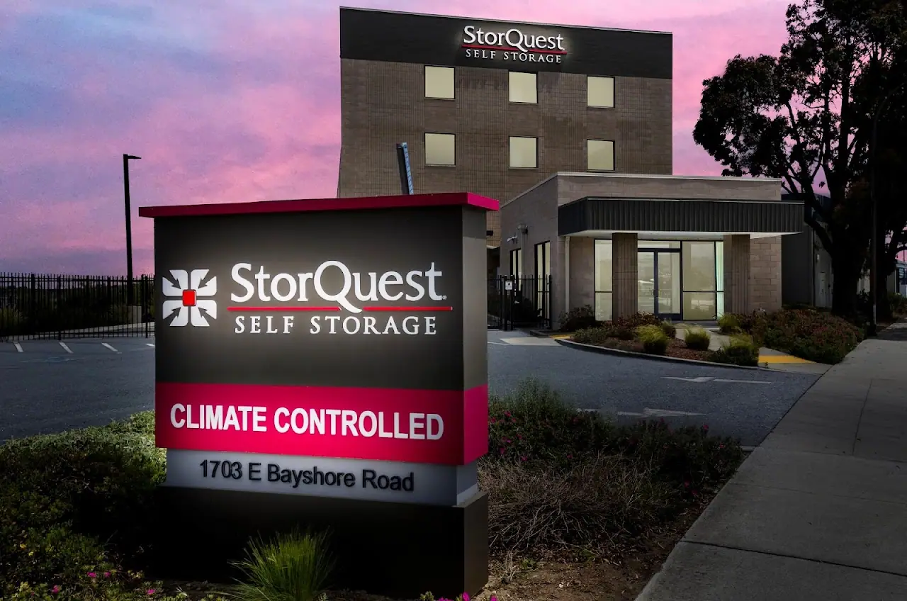 StorQuest Self Storage, RV storage in Redwood City