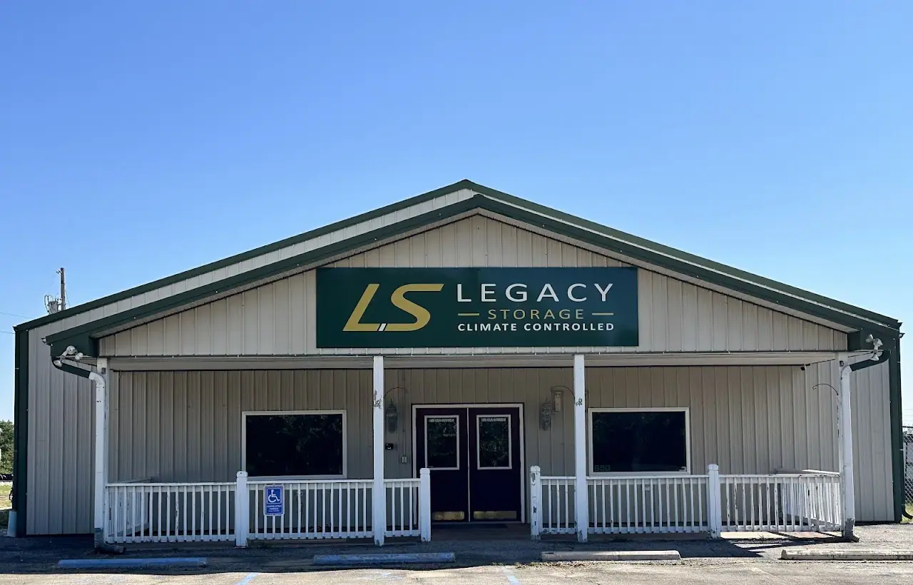 Legacy Storage Camdenton LLC, RV storage in Camdenton