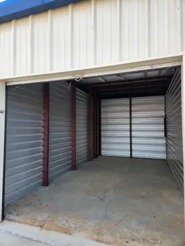 Castle Road Storage photo 2