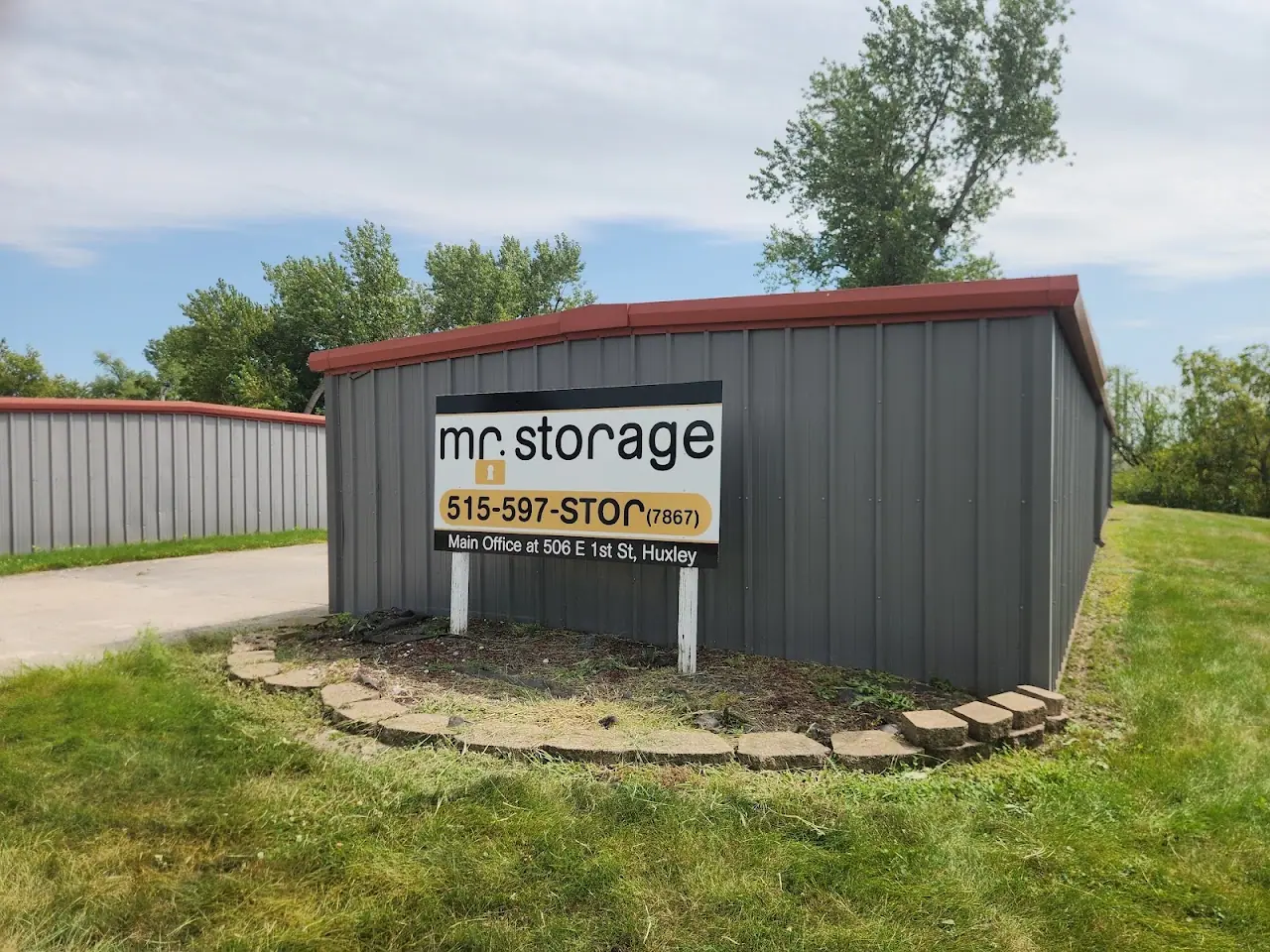 Mr. Storage, RV storage in Huxley
