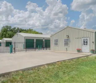 Harrisonville Self Storage in Harrisonville photo 2