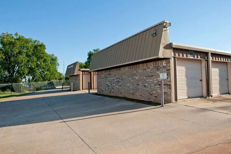 American Self Storage #17, RV storage in Tecumseh
