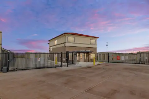 StorQuest Self Storage photo 2