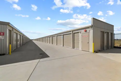 StorQuest Self Storage photo 3