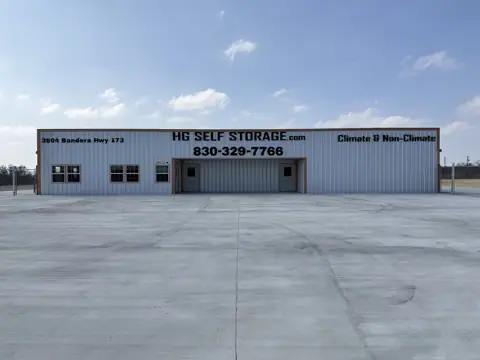 Hgselfstorage.com photo 2