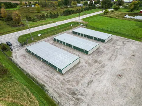 Bushnell Storage OH photo 3