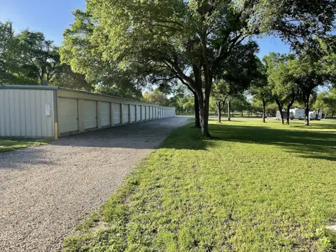 T & J Storage photo 3