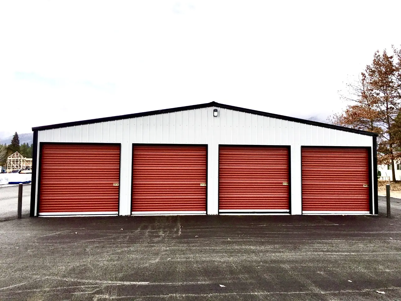 Porterbilt Storage, RV storage in Hamilton