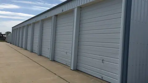Neola Storage photo 2