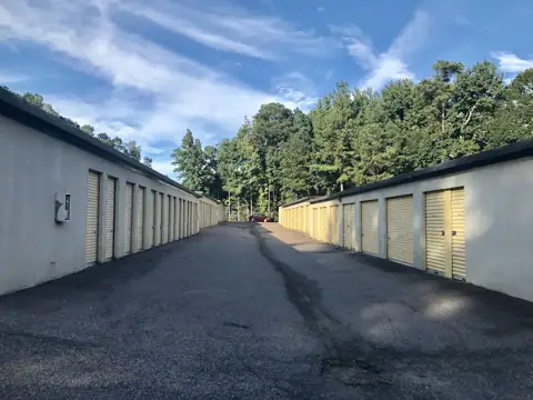 Saf-T-Stor Self Storage in Raleigh, NC