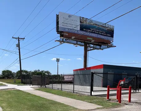 Best Little Warehouse In Texas photo 2