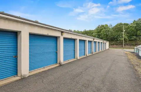Load and Lock Self Storage - Lehighton - Self Service photo 2