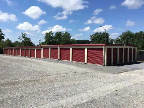 Stow & Go Self Storage in Red Lion, PA