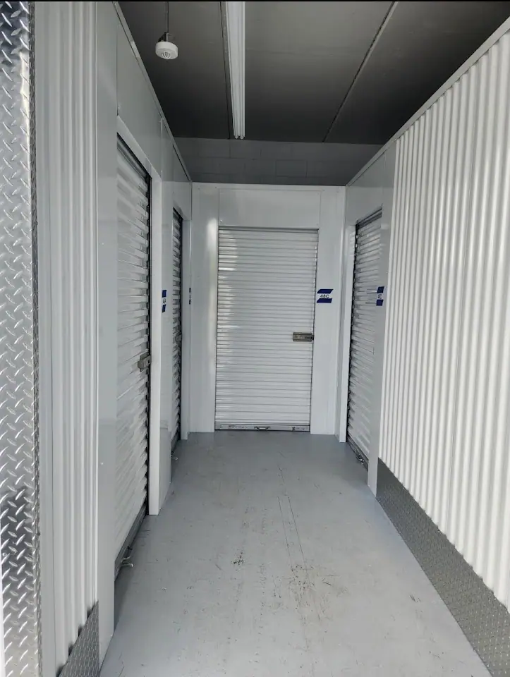 Thomas Avenue Self Storage., RV storage in Leesburg