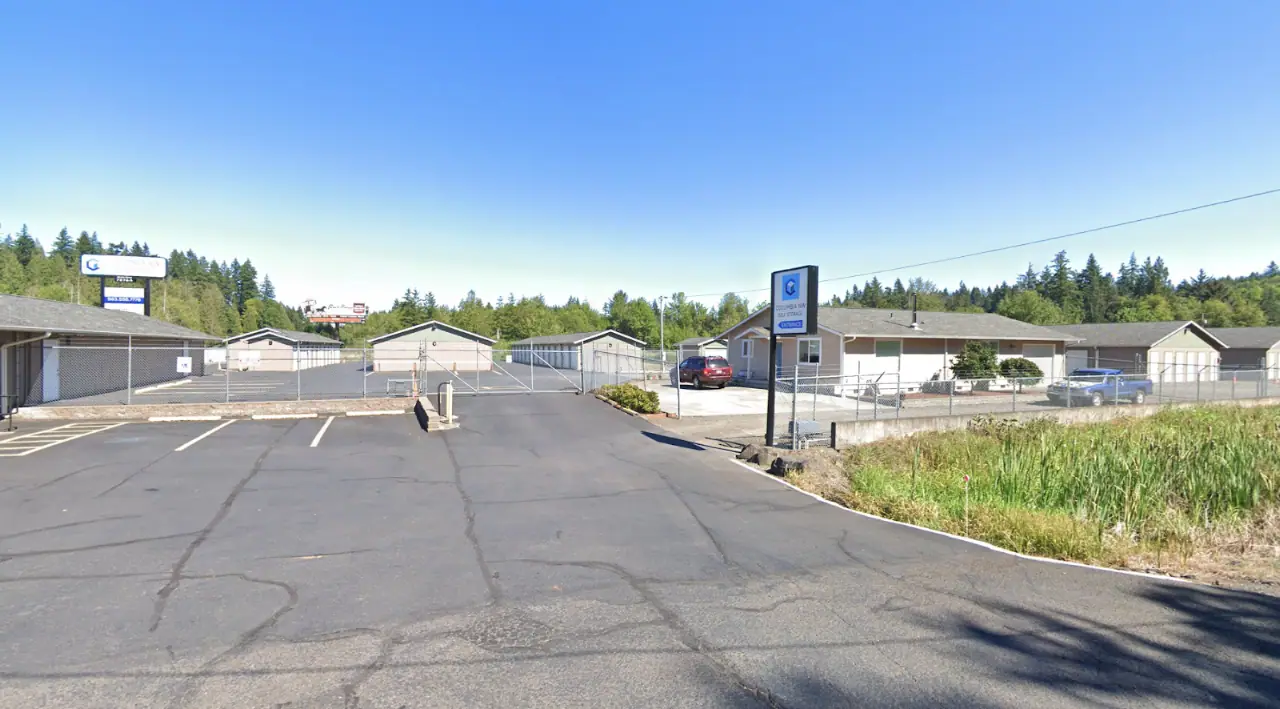 Columbia Northwest Self Storage, RV storage in Rainier