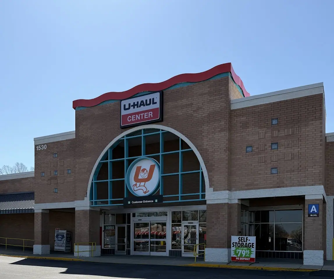 Self-Storage at U-Haul, RV storage in Statesville