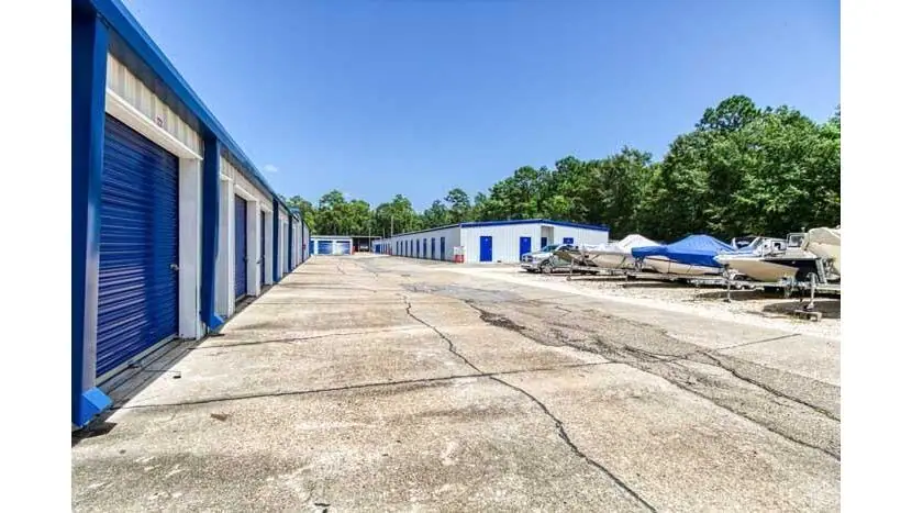Mandeville Self Storage, RV storage in Mandeville