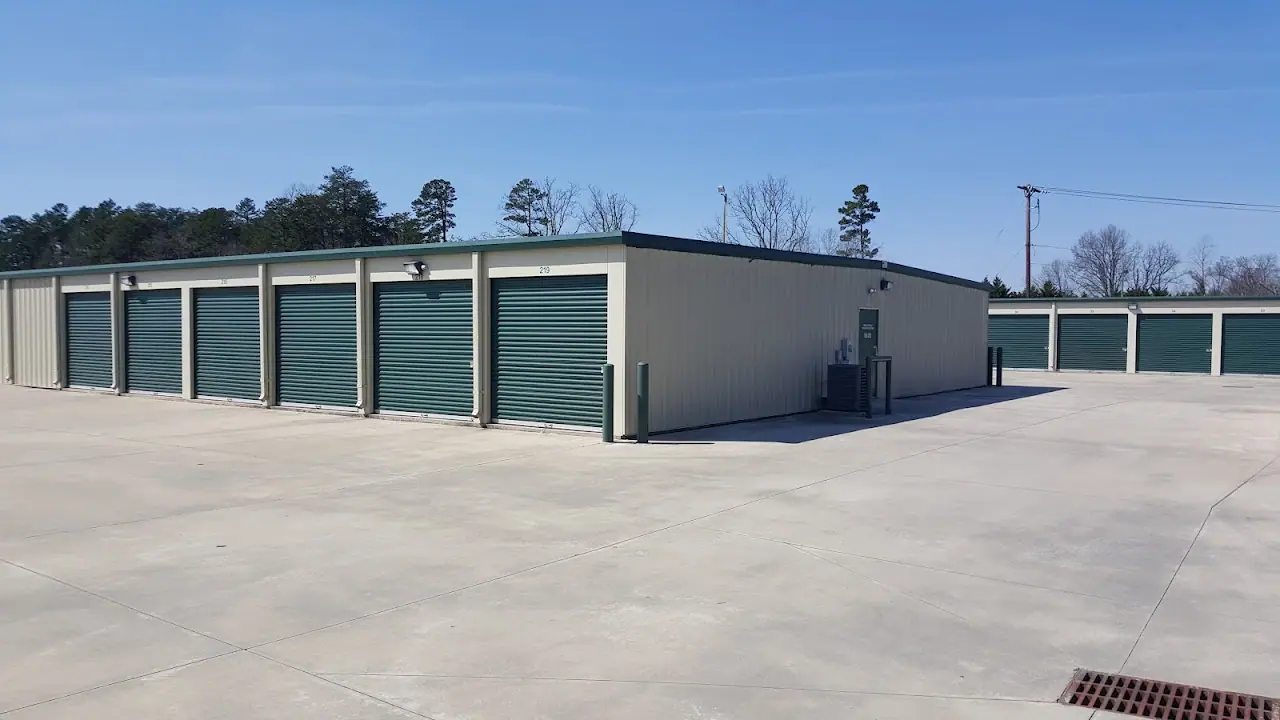 American Flag Self Storage, RV storage in Jamestown