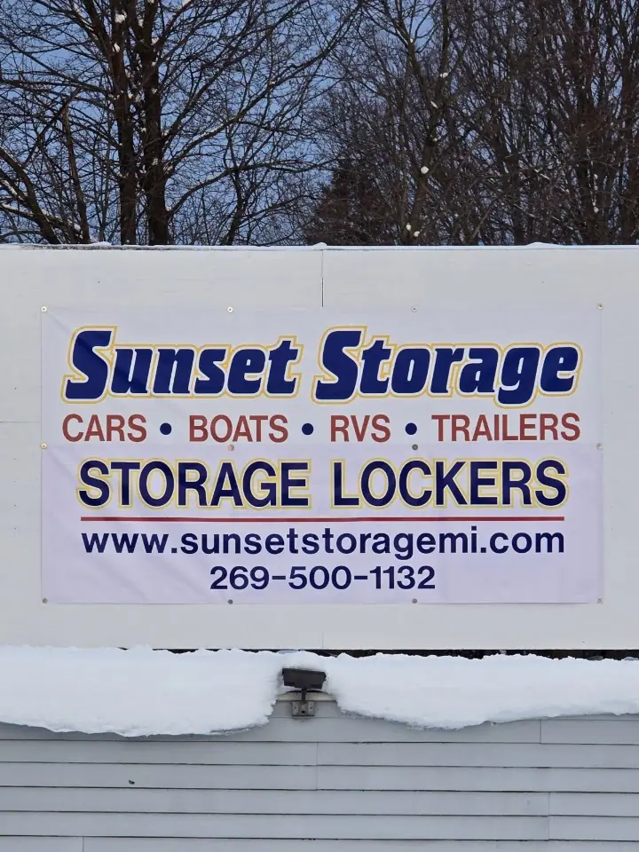 Sunset Storage, RV storage in Hartford
