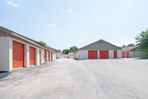 Public Storage photo 2