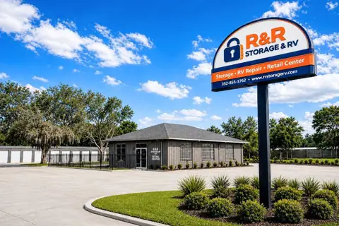 R and R Storage & RV in Chiefland, FL