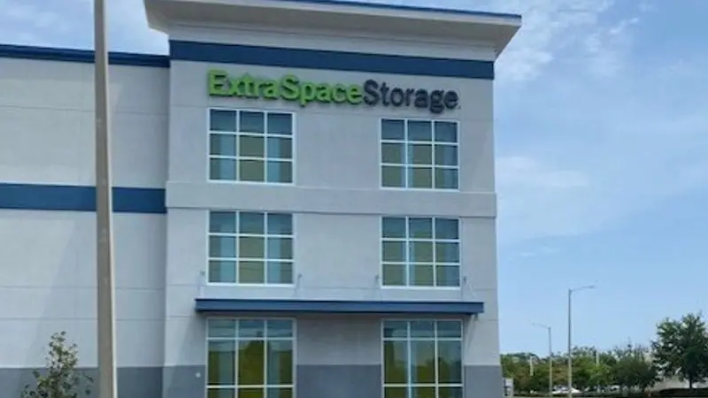 Extra Space Storage, RV storage in Largo