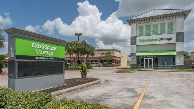 Extra Space Storage, RV storage in Pearland