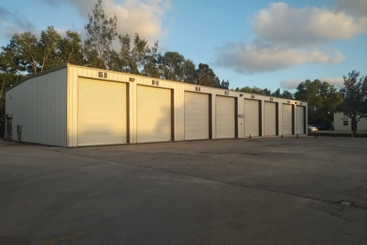 Mondo Properties, RV storage in Stuart