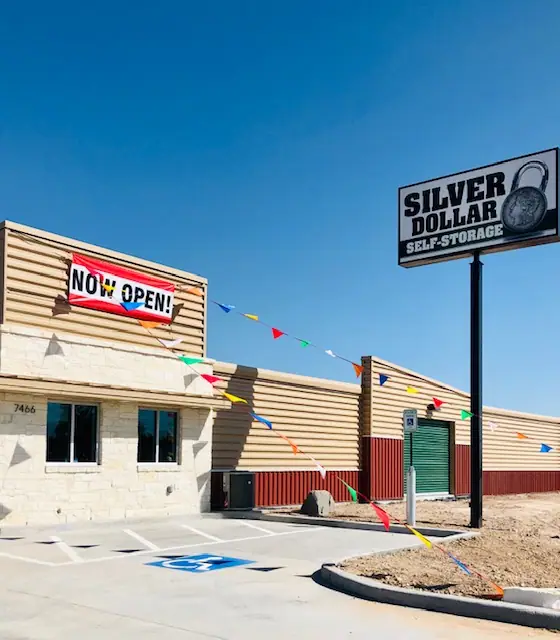 Silver Dollar Storage - Knickerbocker Boat & RV, RV storage in San Angelo