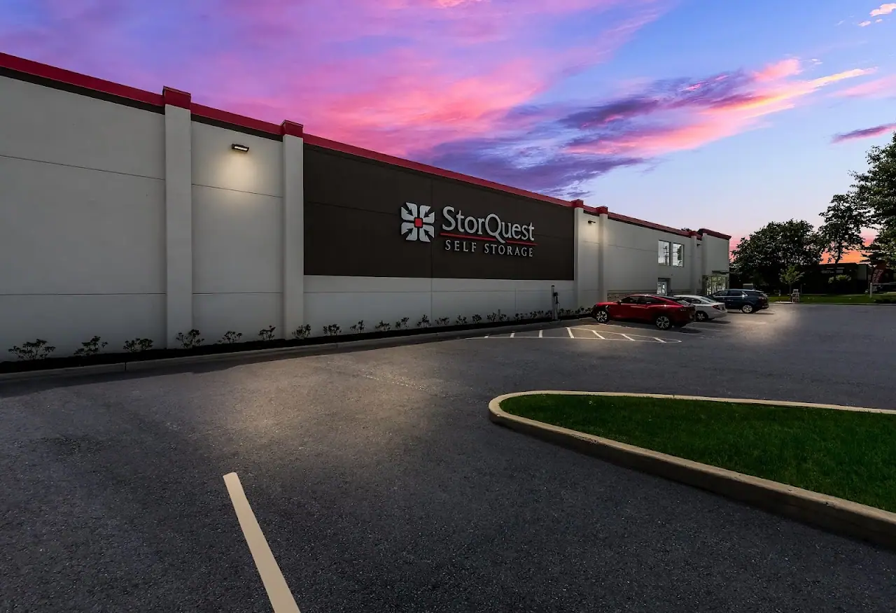 StorQuest Self Storage, RV storage in Deer Park