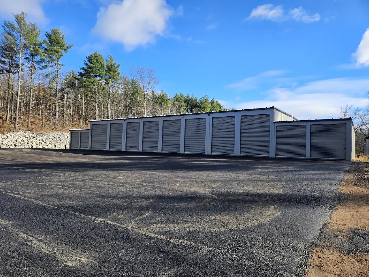 Jonny Roger Storage, RV storage in Milton