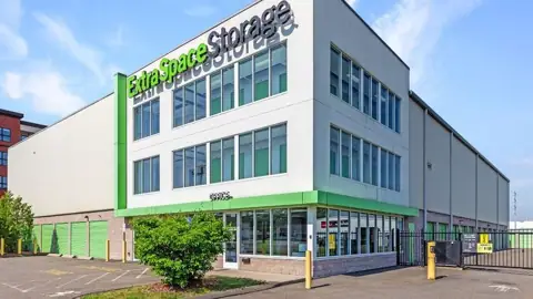 Extra Space Storage in North Haven, CT