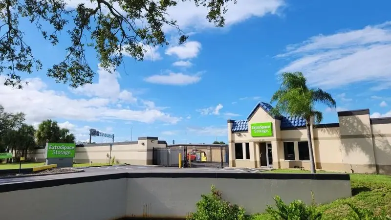 Extra Space Storage, RV storage in St. Petersburg