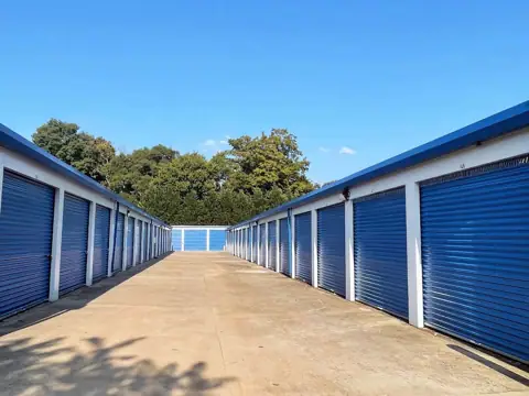 East Main Storage photo 3