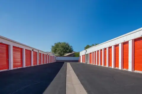 Public Storage photo 2