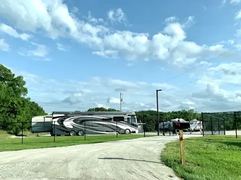 RVS Equities Rv-Boat Storage photo 2