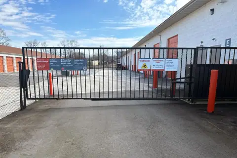 Public Storage photo 3